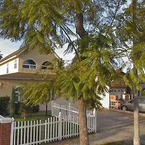  Homestay Cynnies